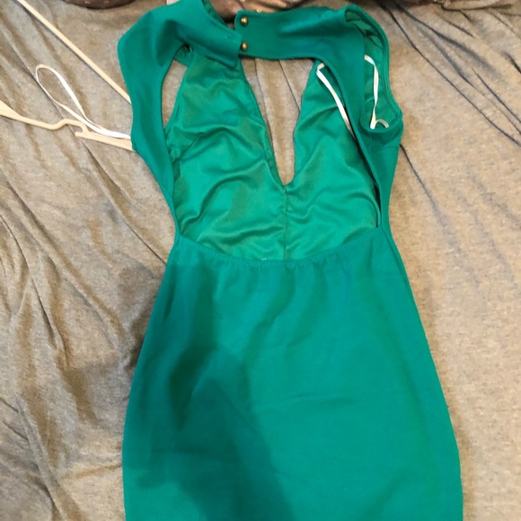 Dress - Picture 3 of 3